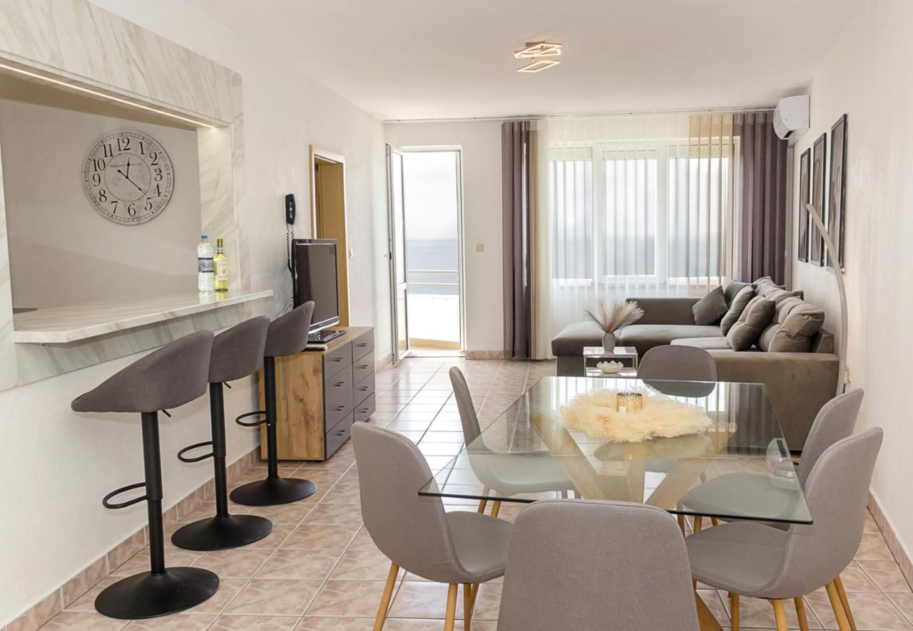 Two Identical Designer 2Bd Flats With Sea View In Balchik By Flat Mаnagerアパートメント エクステリア 写真
