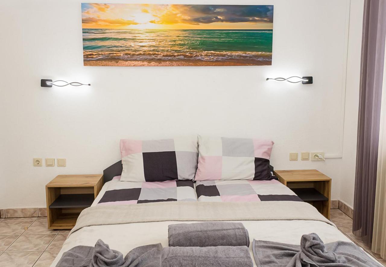 Two Identical Designer 2Bd Flats With Sea View In Balchik By Flat Mаnagerアパートメント エクステリア 写真